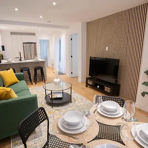 Modern 3br Close To Metro - Your Downtown Escape Montréal