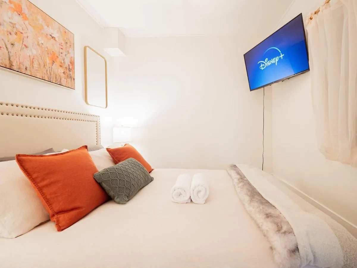 Historical Apartment In Montreal - The Lilibeth Kanada