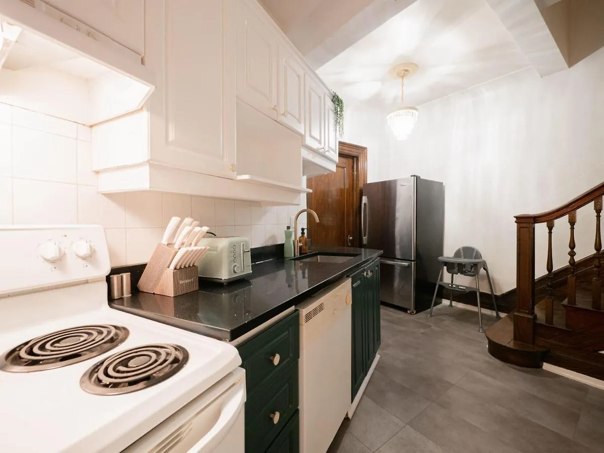 Historical Apartment In Montreal - The Lilibeth
